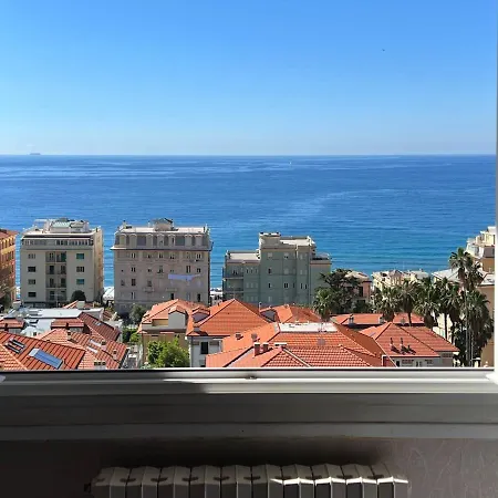 Grande Vista Mare Varraze