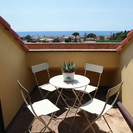 Grande Vista Mare * كيافاري